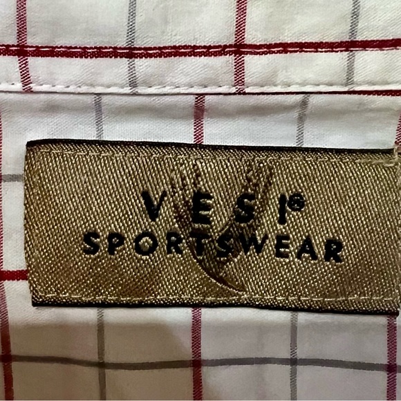 University of Georgia Mens Long Sleeve Button Up. - Picture 5 of 6